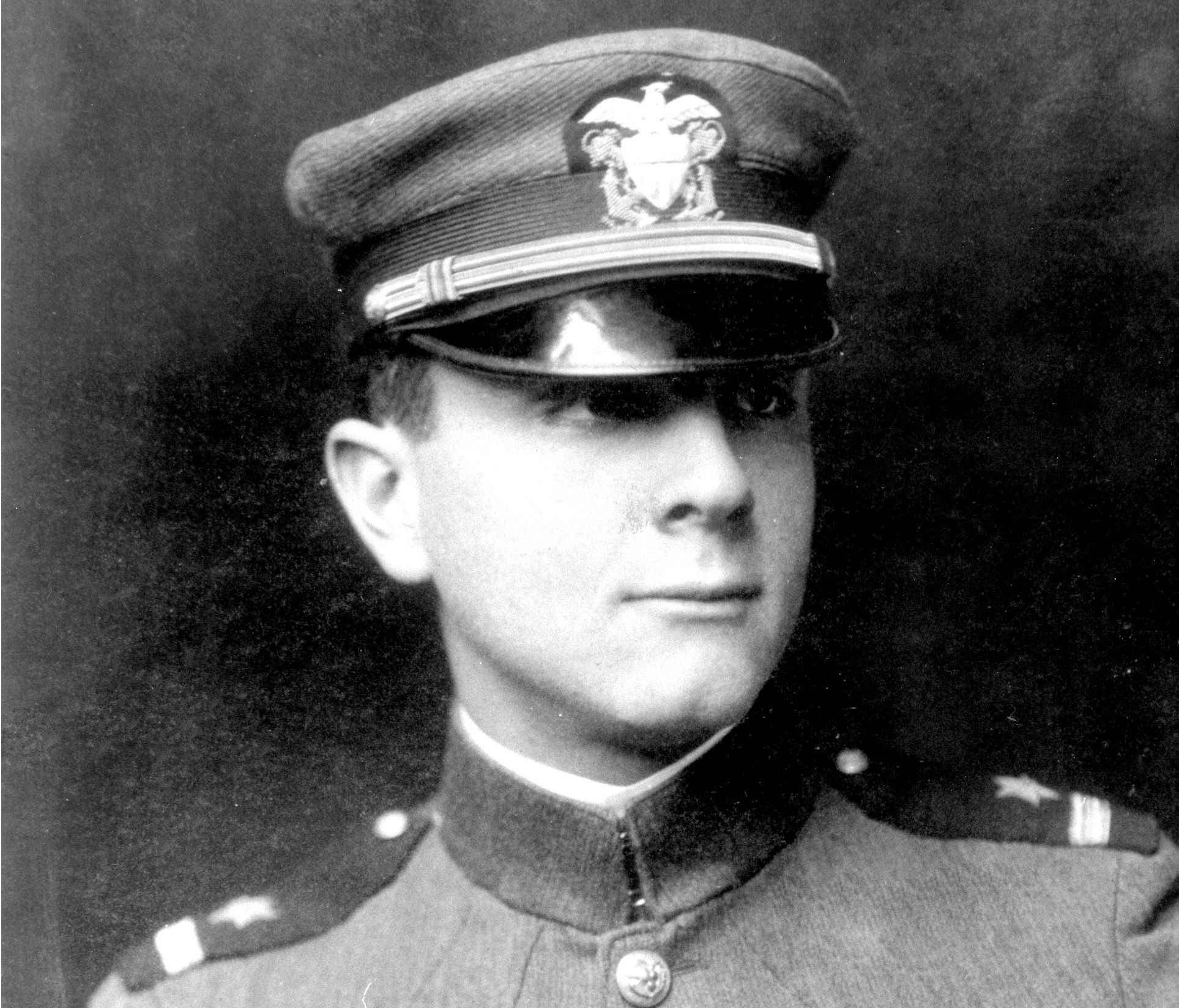 Juan Trippe in uniform, in a 1918 Navy portrait.