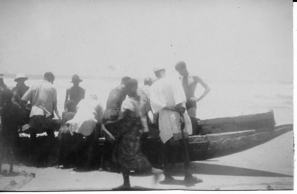 PAA Air Ferries employees in Africa, World War Two (Pete Goutiere collection).