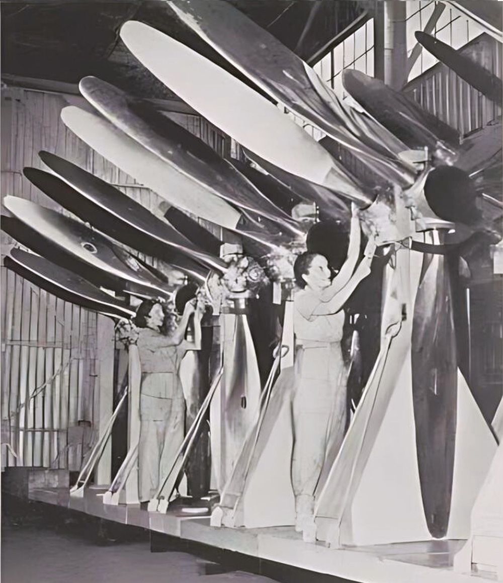 "Their work is vital. These Pan American women mechanics, who replaced men, are giving the final check to propellers serviced in the overhaul shop." (Pan Am Annual Report 1943, University of Miami, Special Collections).