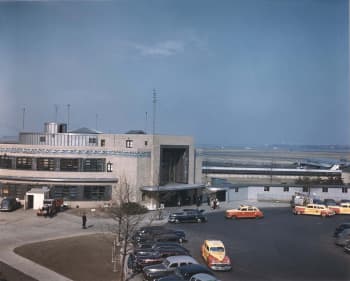 The Marine Air Terminal 1940s (Aeroart International).