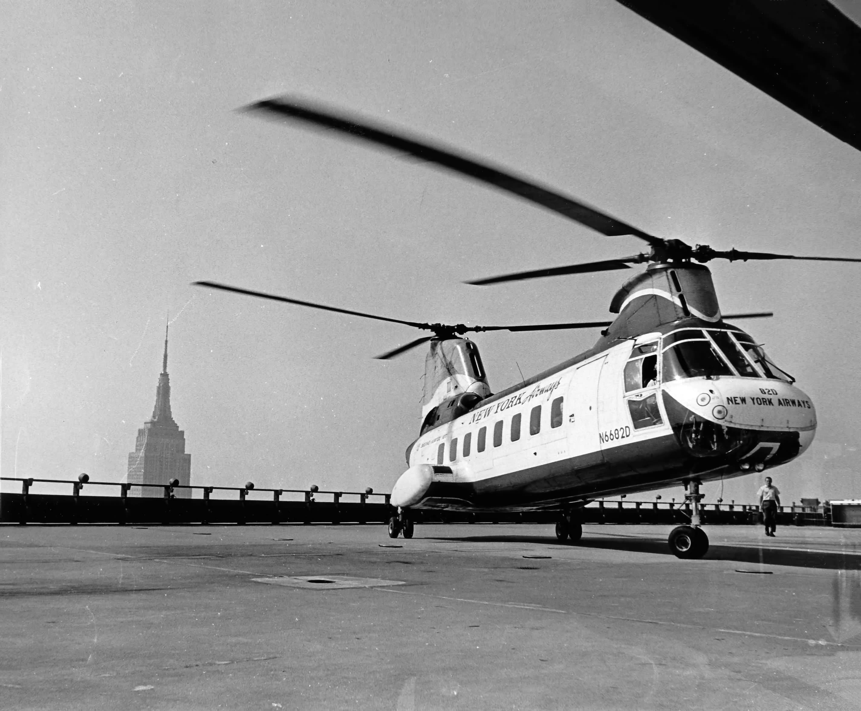 New York Airways Boeing Vertol helicopter flew passengers to and from the Pan Am Building to New York City area airports, c. 1966. (Pan Am Historical Foundation Collection).