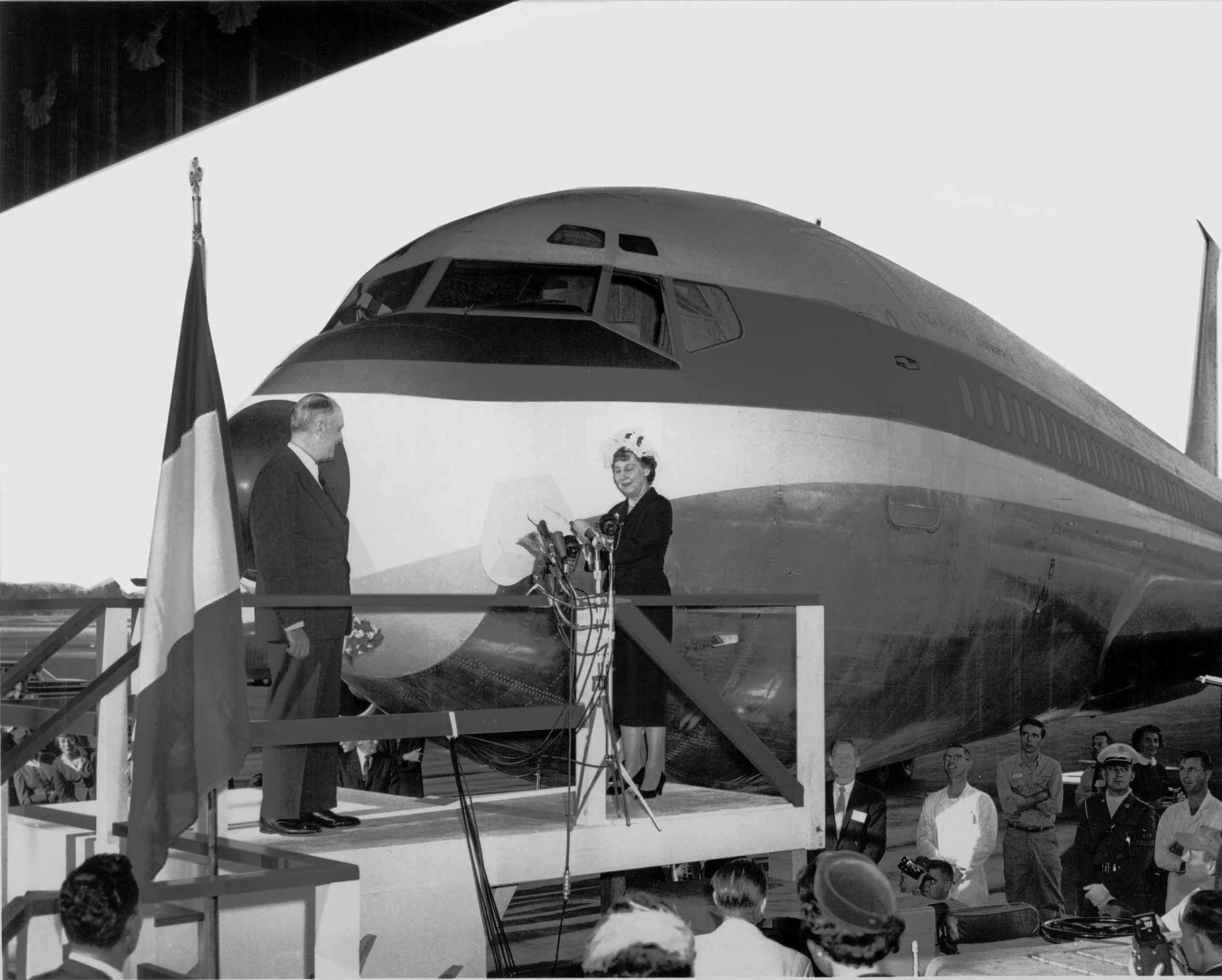 The US Jet Age arrives: Juan Trippe & Mamie Eisenhower christen the first Boeing 707 (Pan Am Historical Foundation Collection).