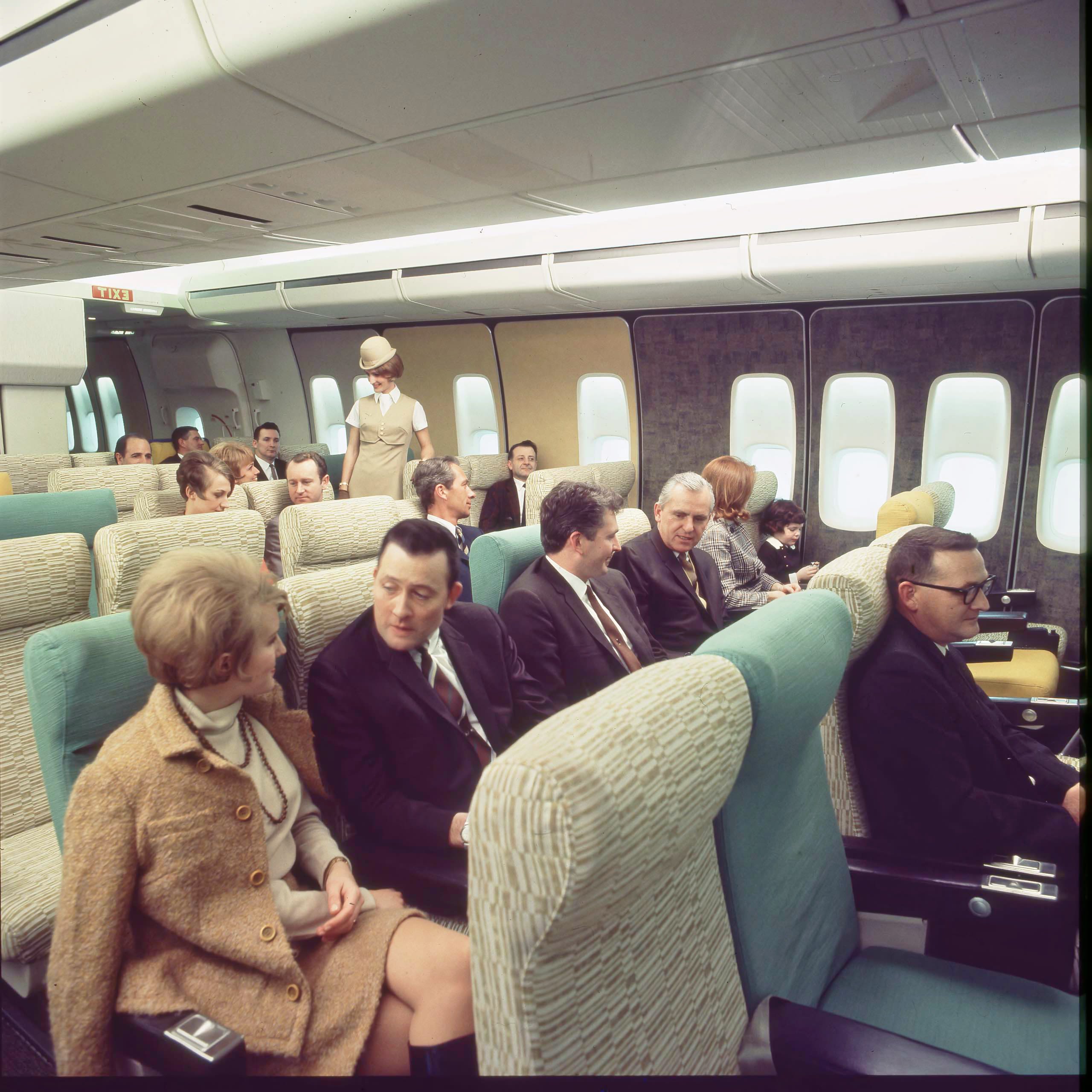 Boeing 747 Mockup: Seating arrangements tan & green (Courtesy AeroArt International Collection).