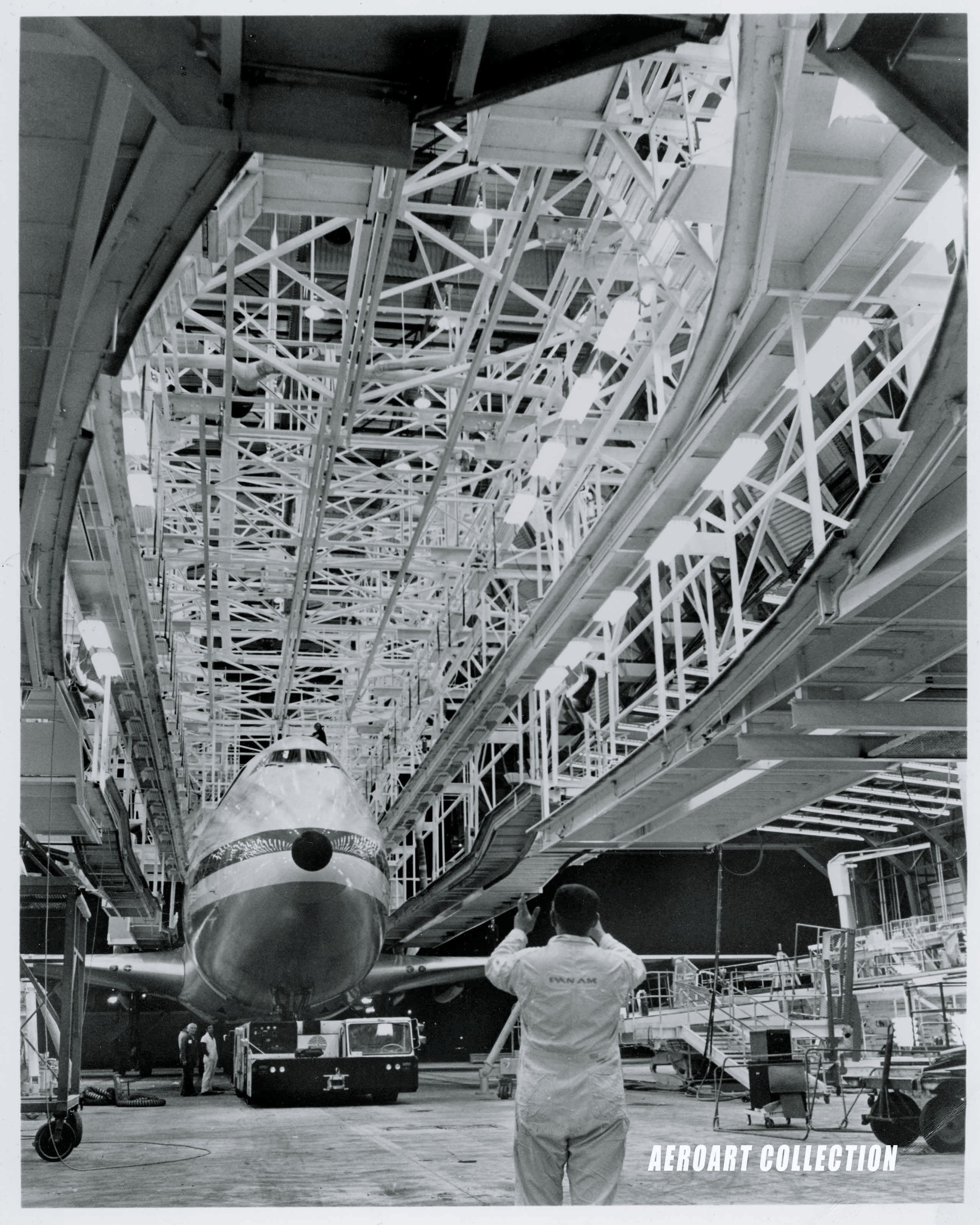 Hangar work and scaffolding, Boeing 747 production site (Courtesy AeroArt International).