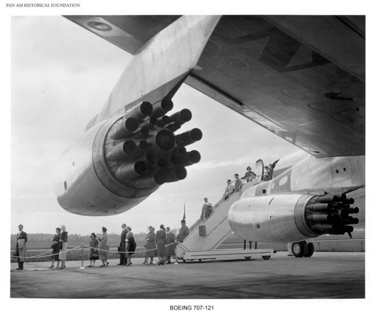 Pan Am passengers disembarking a new Boeing 707-121 jet (Pan Am Historical Foundation collection).