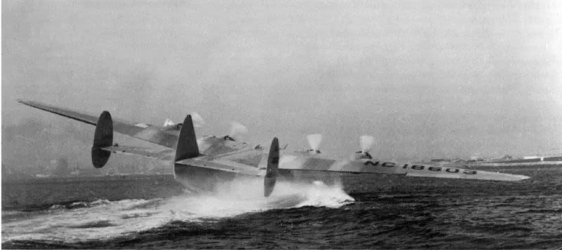 Pan Am B-314 flying boat in crosswinds (PAHF Collection).